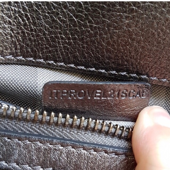 Burberry Metallic Shoulder Bag !!HOST PICK!! - Picture 5 of 7